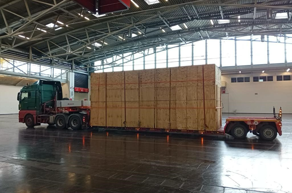 Transport ponadgabarytowy drogowy – czym jest i&nbsp;jakie pojazdy się w&nbsp;nim wykorzystuje?